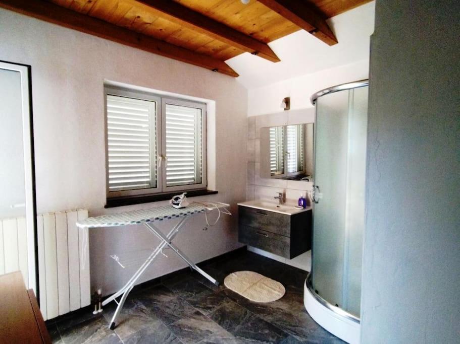 Holiday Home With Private Pool Near Opatija Jurdani Ngoại thất bức ảnh